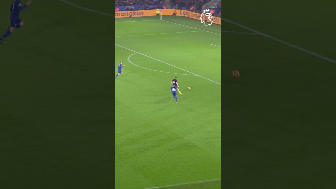 MAGICAL Mahrez first touch & assist v Man City