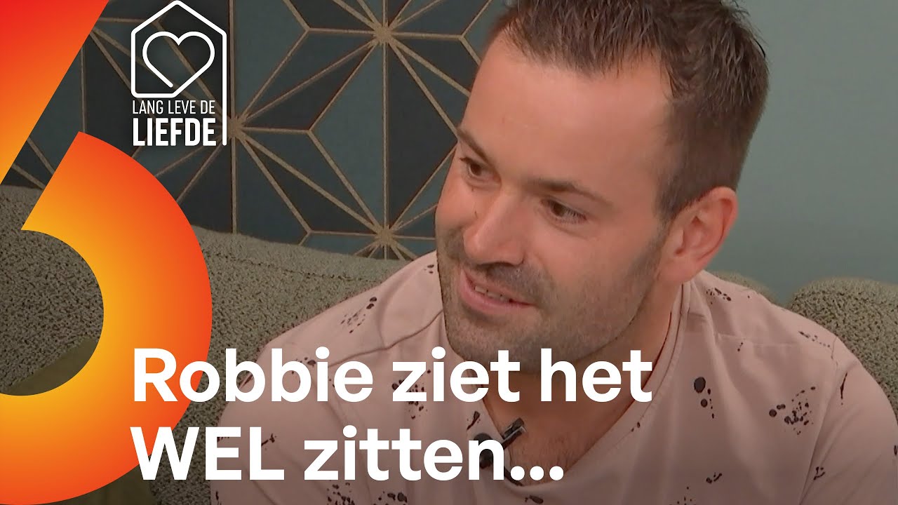 Voelt de date tussen Demi en Robbie als een WARM BAD? | Lang Leve de Liefde #AFL856