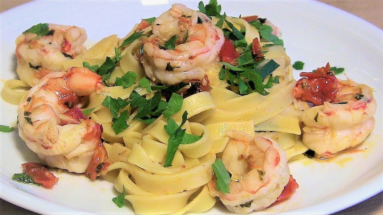 Spaghetti mit gebratenen Knoblauch Garnelen-Knoblauch Garnelen Pasta