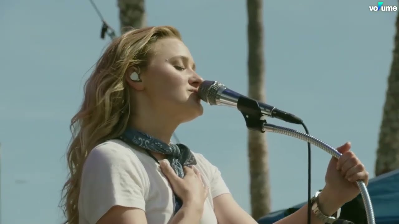 Aly & AJ - Sunchoke (Live at BeachLife)