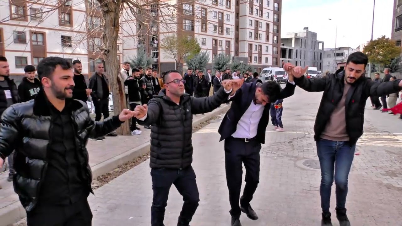 SABRİ İŞNAÇ DÜĞÜNÜ PART - 3 -#şirnakdüğünleri #halay #kurdish #azadgüleç