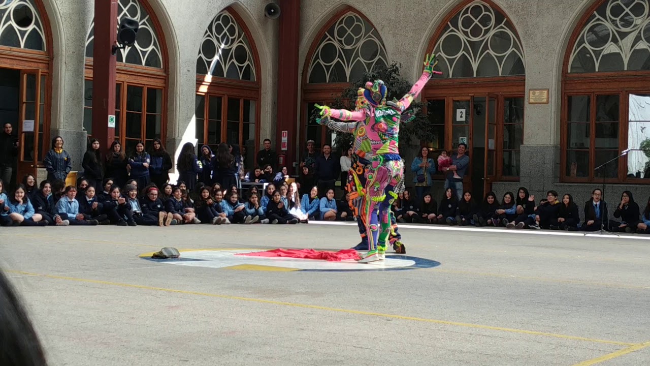 Karcocha y Kumillintu hacen función en colegio santa Elena !!!!!! XD ( parte uno )