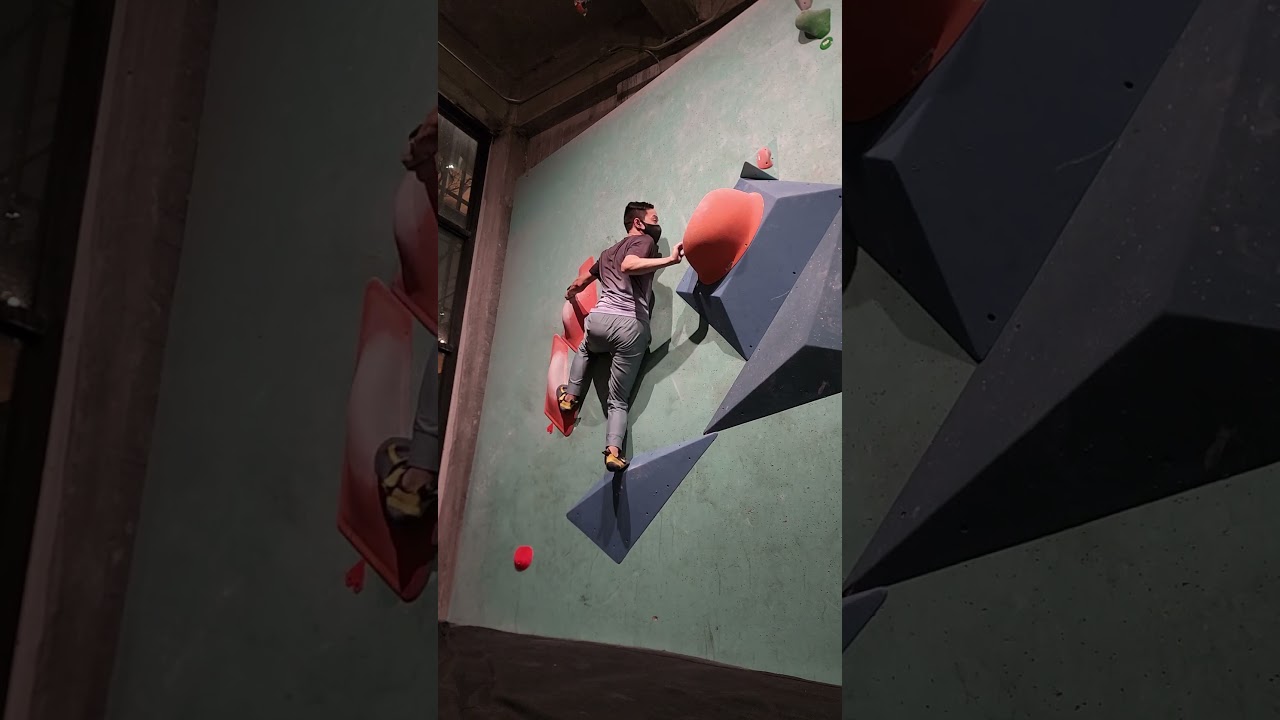 V4 🟠 Do you think this is supposed to be a dyno?  Orange foot at the start is terrible.