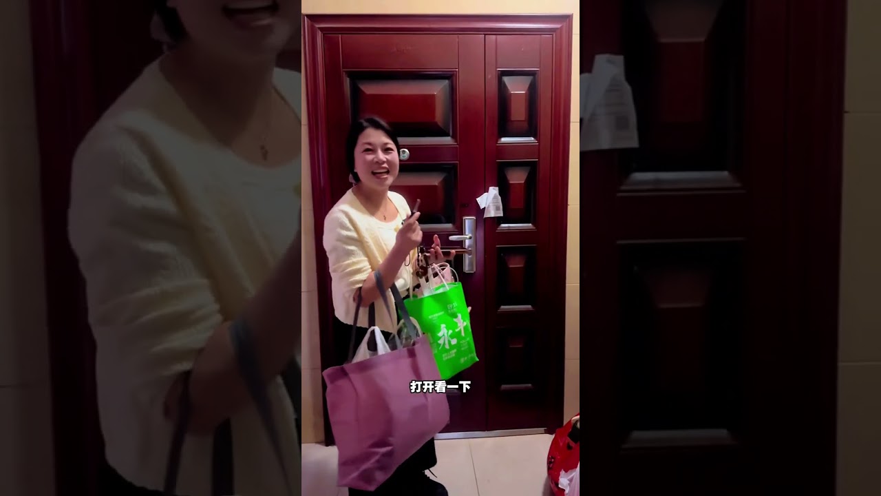 说搬砖，小孩辛苦小孩奶奶帮忙带，我今天立马来到了吉安，提着大包小包的行李，先住弟弟家#找工作#搬砖人 #思考思考