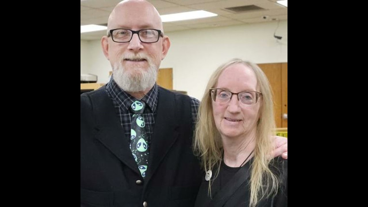 Rob McConnell Interviews - DWIGHT HULL - Animal Communicator