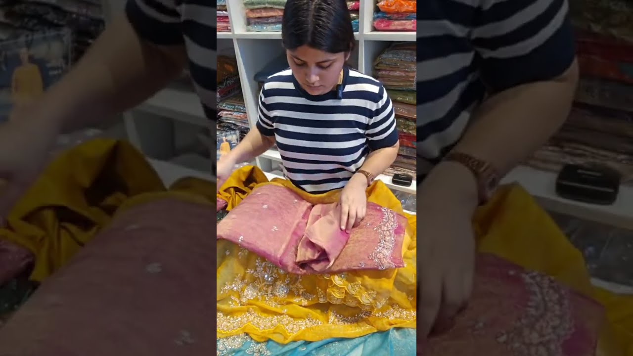 आज की लाइव में handwork के प्यारे प्यारे जबरदस्त सूट 👌👌👌ऑर्डर नंबर 95885 03050