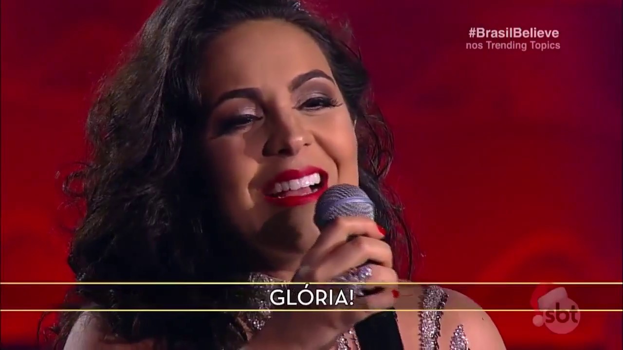 Surgem Anjos Proclamando - Carmen Monarcha no Feliz Natal Brasil Believe - 19/12/2017