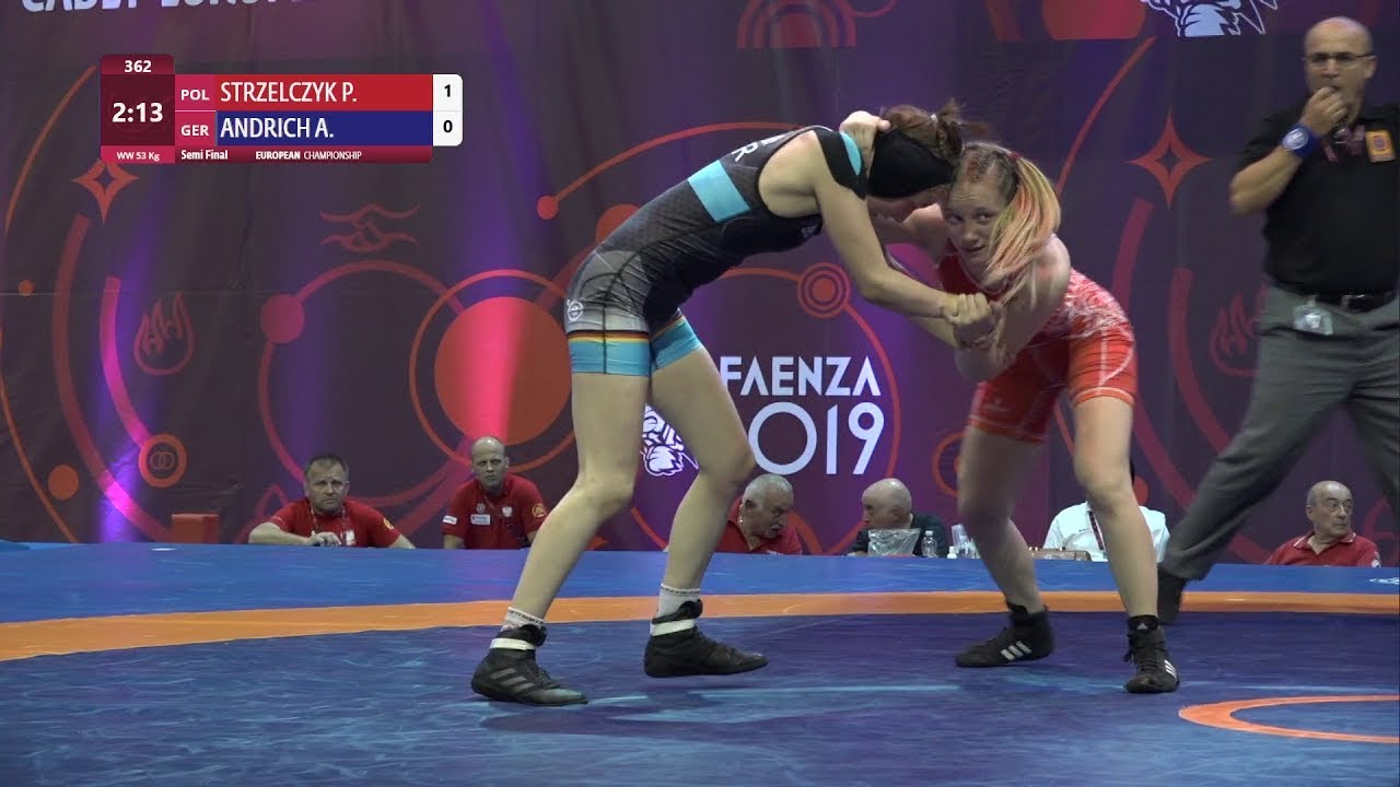 1/2 WW - 53 kg: P. STRZELCZYK (POL) v. A. ANDRICH (GER)