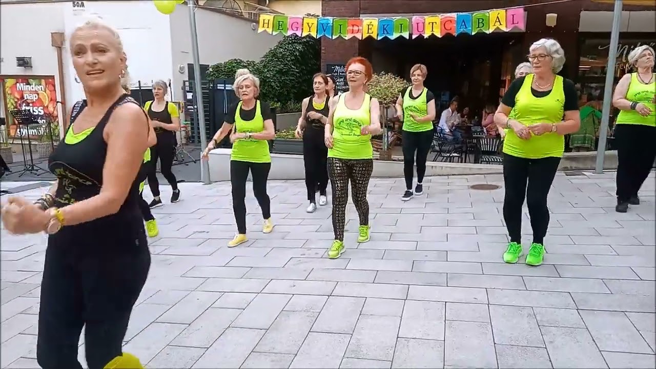 Budapest Hegyvidék Zumba Sing and dance with Veronika Berger
