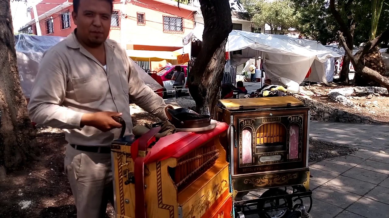 Organillero HUGO Tocando INCREIBLES melodias//ORGANILLEROS DEL ESTADO DE MEXICO🤠👍😎