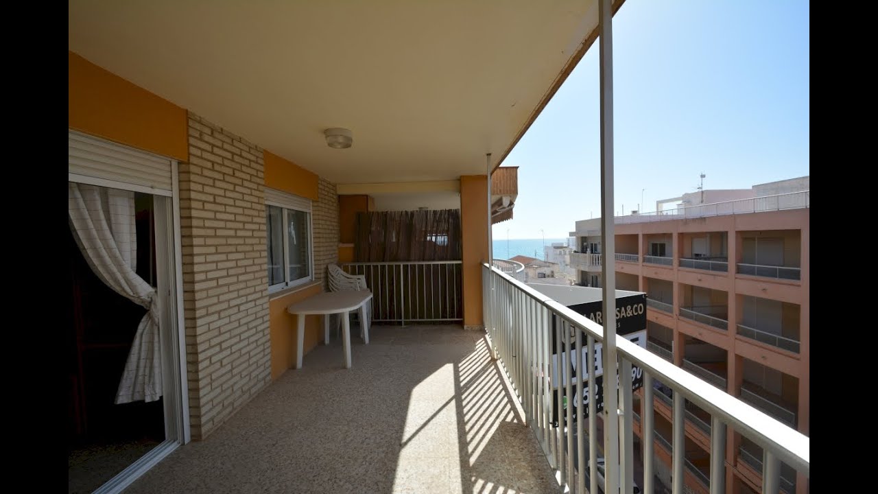 Spacious beach apartment in Guardamar del Segura
