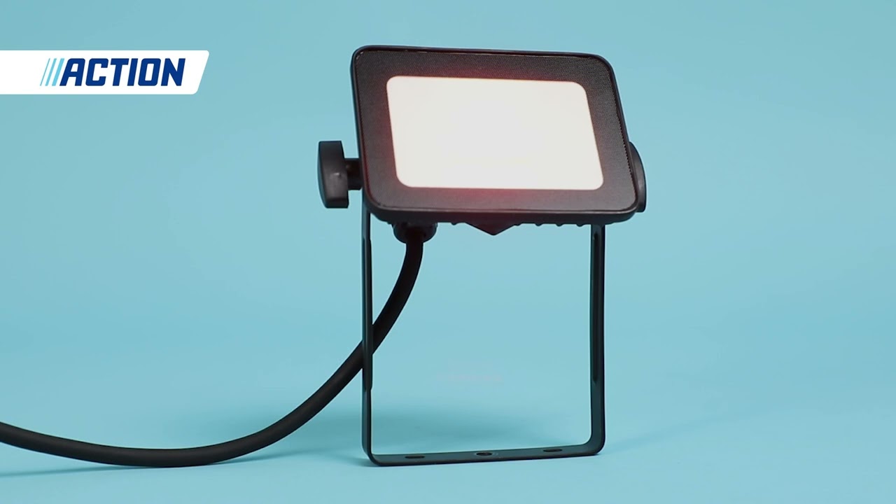 LSC Smart Connect floodlight