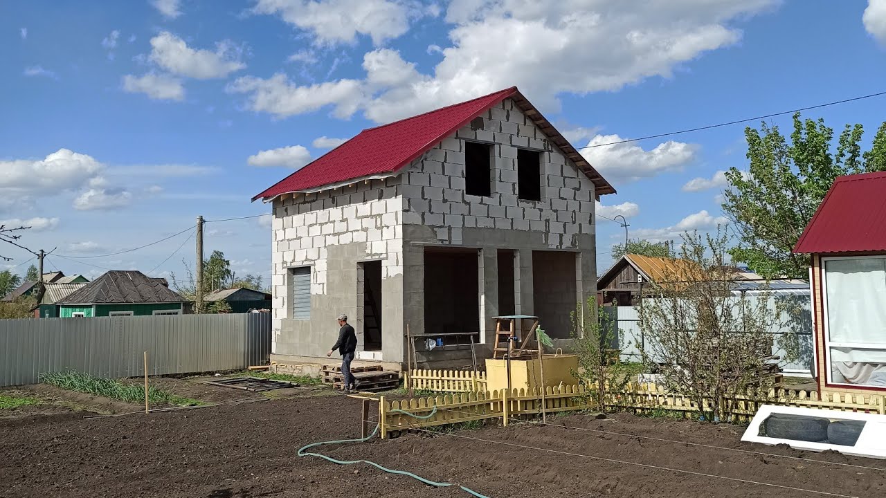 Как построить дачный дом из газоблока своими руками