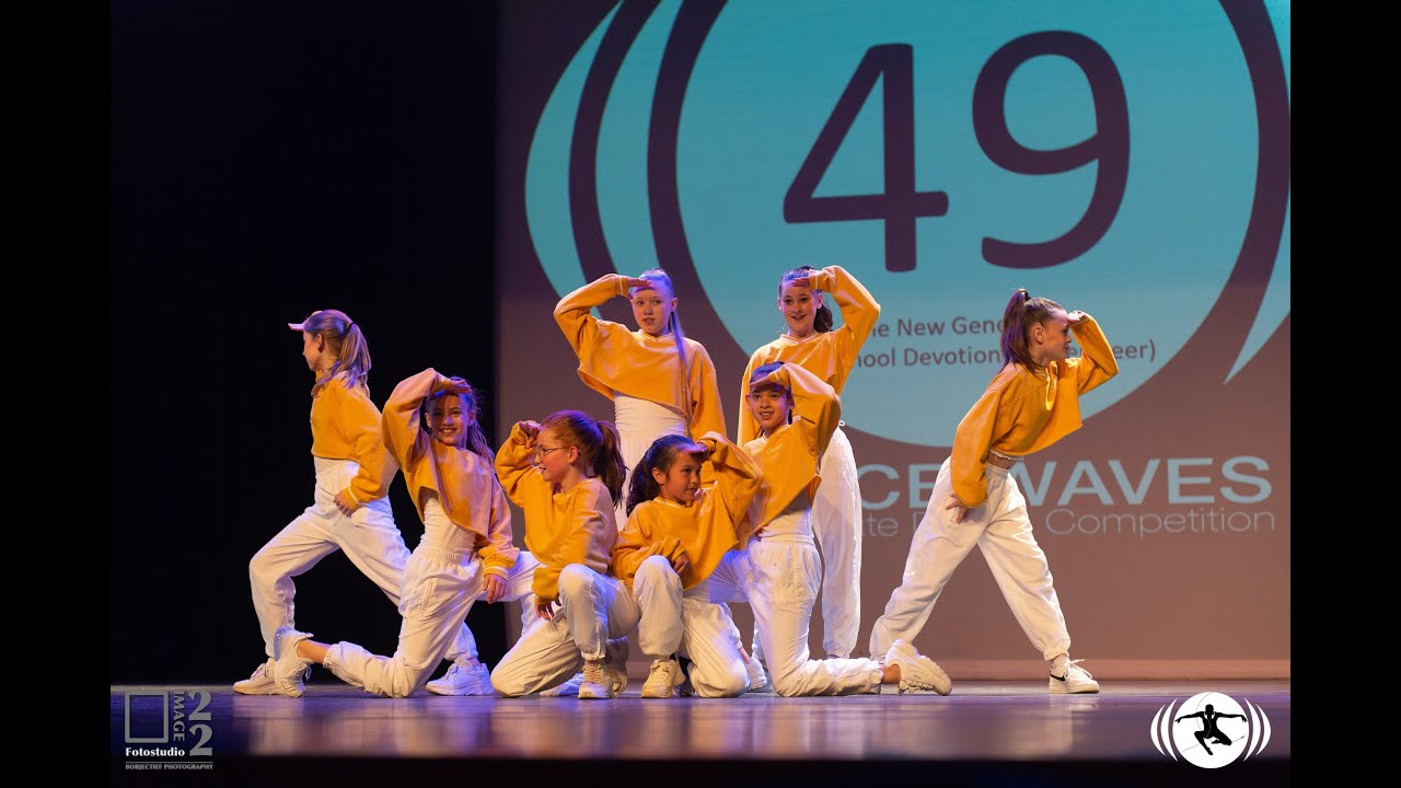 21-22 Qualifier 5 NL - The New Generation (Dansschool Devotion) / YEAH!  LIKE THAT / IN DA GETTO