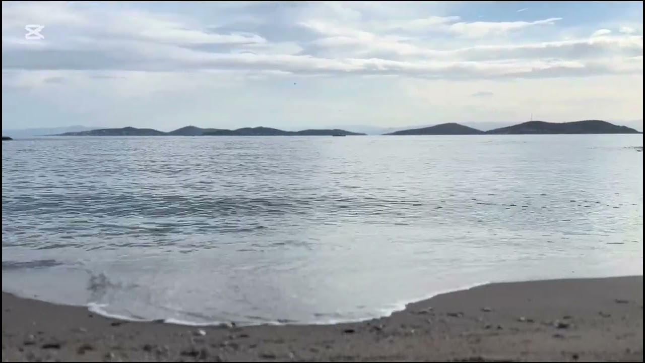 Therapy Waves for Overthinkers🌊sound of waves#breathe #peaceful #mindfulness #wavesounds #sleep 