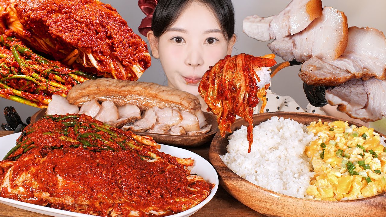 Корейский острый кимчи и свинины вареный свинины korean spicy kimchi [eating show] mukbang