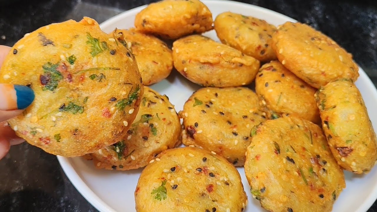 सिर्फ 2 उबले हुए आलू से बनाए गरमा गरम चटपटा ओर कुरकुरा नाश्ता potato snacks recipe 