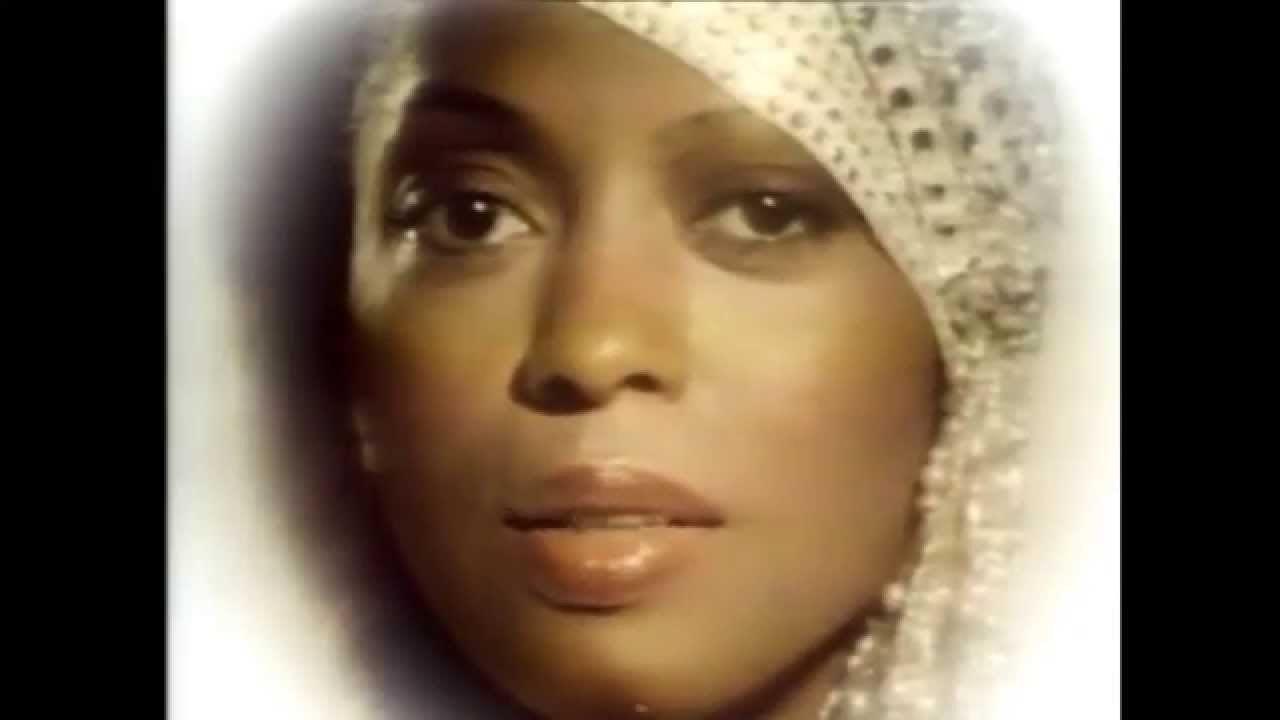 Diana Ross  Ceasars Palace 1979- Ain't No Mountain High Enough