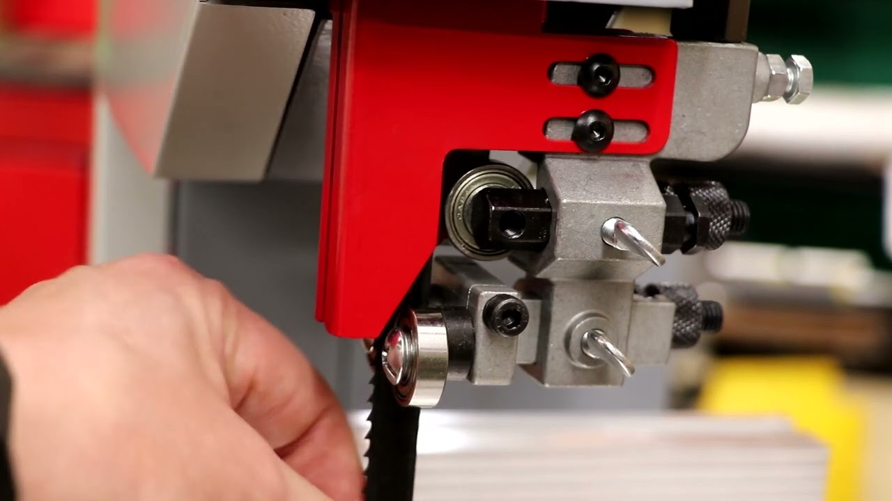 Axminster AP1854BV Bandsaw Unboxing