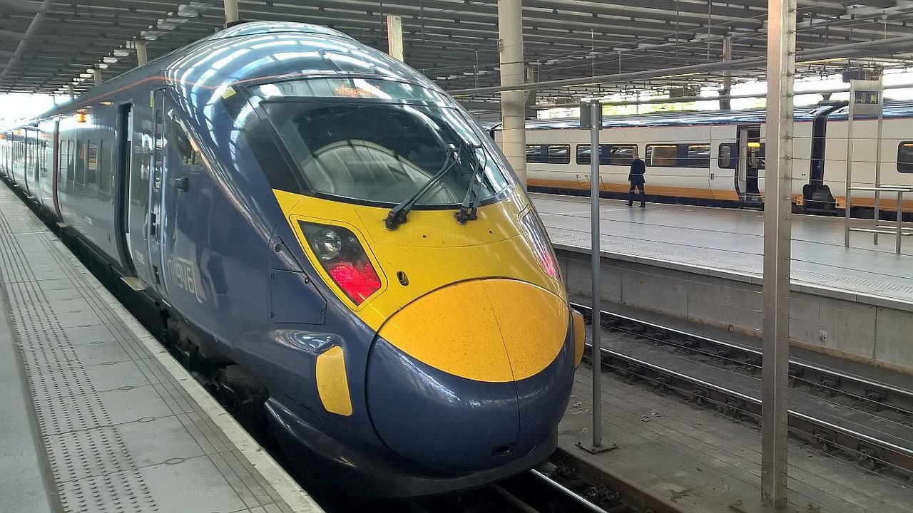 British High Speed Rail - London St Pancras to Ashford International
