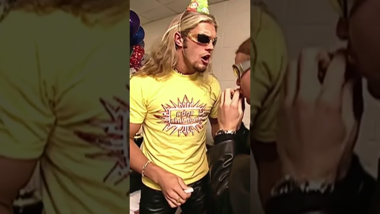Edge and Christian irritating Triple H in his room|WrestlingKingdom