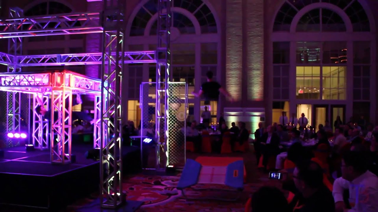 Parkour / Freerunning Live International Performance