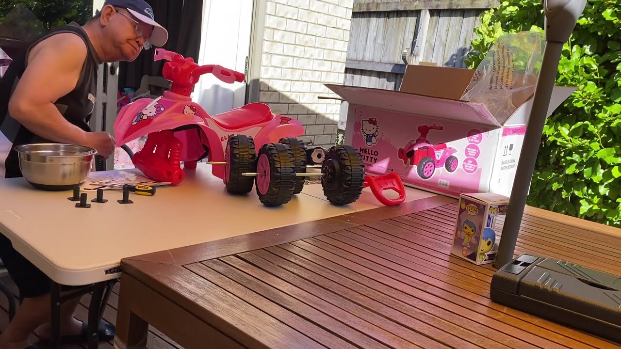 Vlog # 188...Part 1...Bella Xmas gift Hello Kitty Mini Quad bike 2024