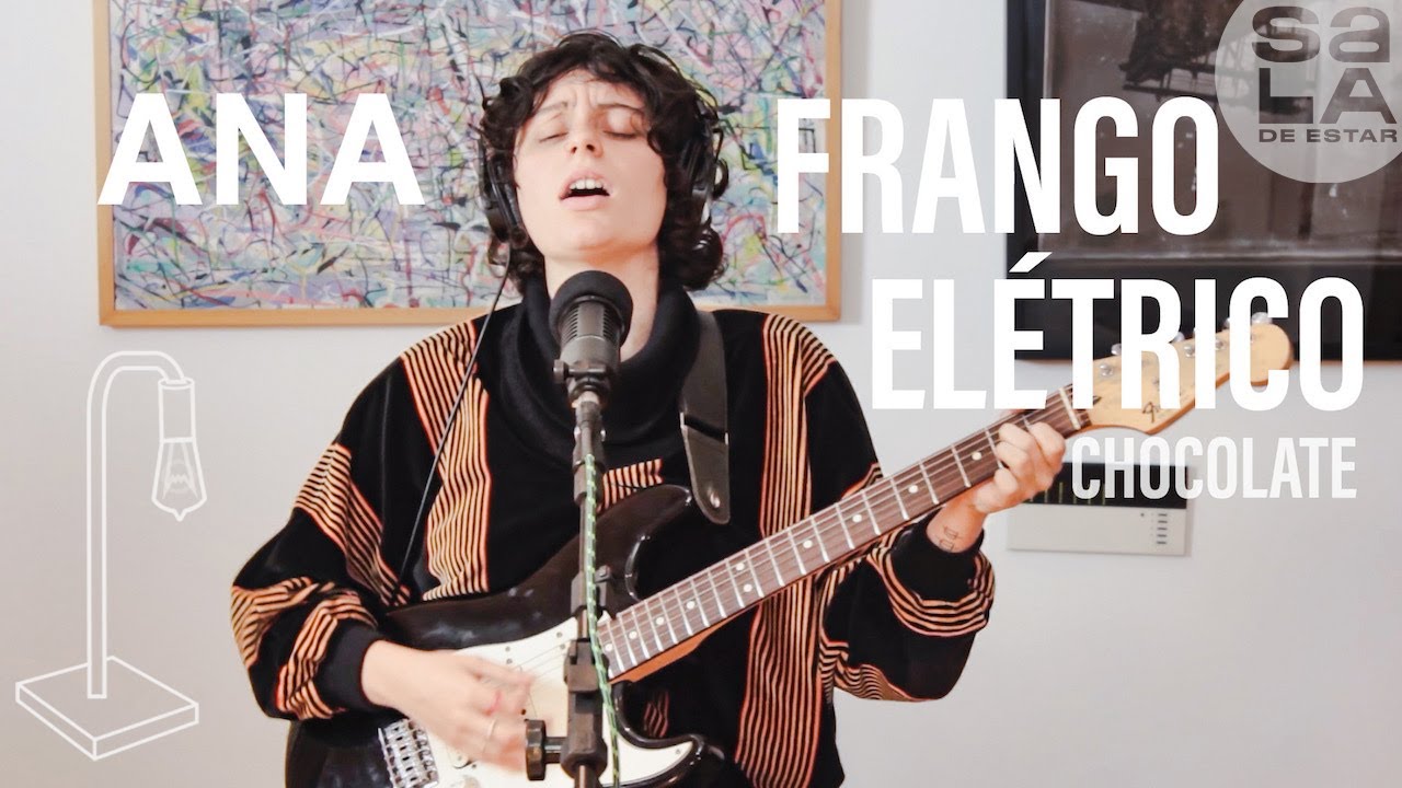 Ana Frango Elétrico - Chocolate | Sala de Estar