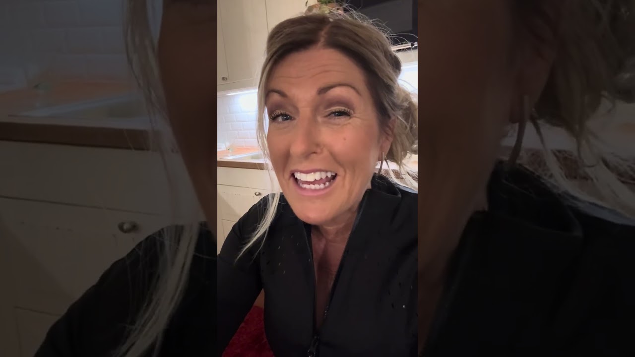 ❤️OJ🙈vilket KAOS som bryter ut..😂Någon nämner dig i sömnen tom…såååå spännande läggning!❤️