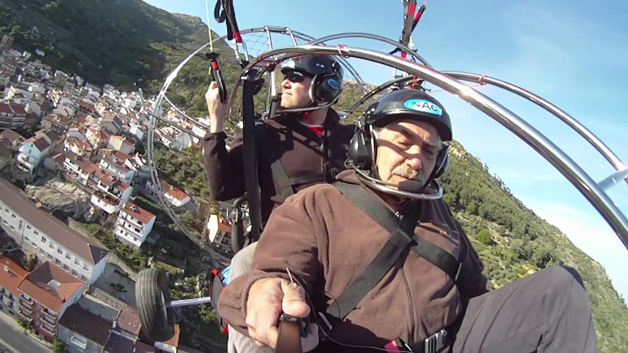ITV Bulldog en Paratrike