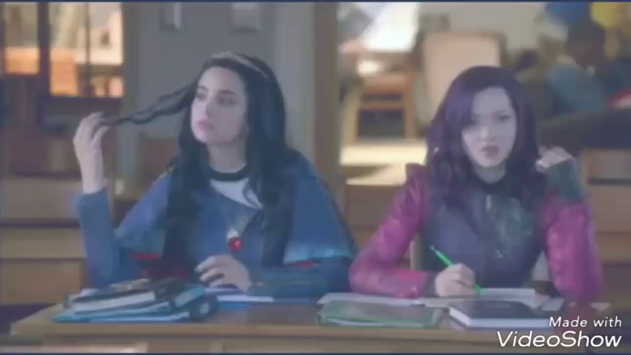 Descendants Carlos and Jane - Whats Makes You Beautiful