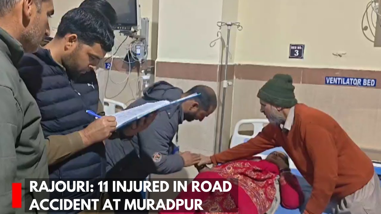 Rajouri:11 Injured In Road Accident At Muradpur
