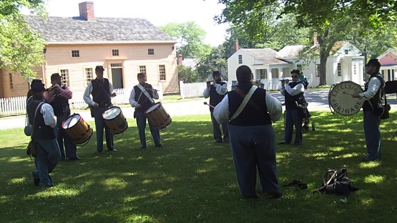 song Brighton camp/girl I left behind me.  played by fife and drums