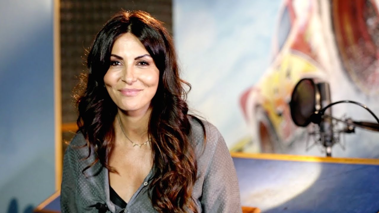 Disney•Pixar: Cars 3 - Sabrina Ferilli è la voce di Sally Carrera - Featurette