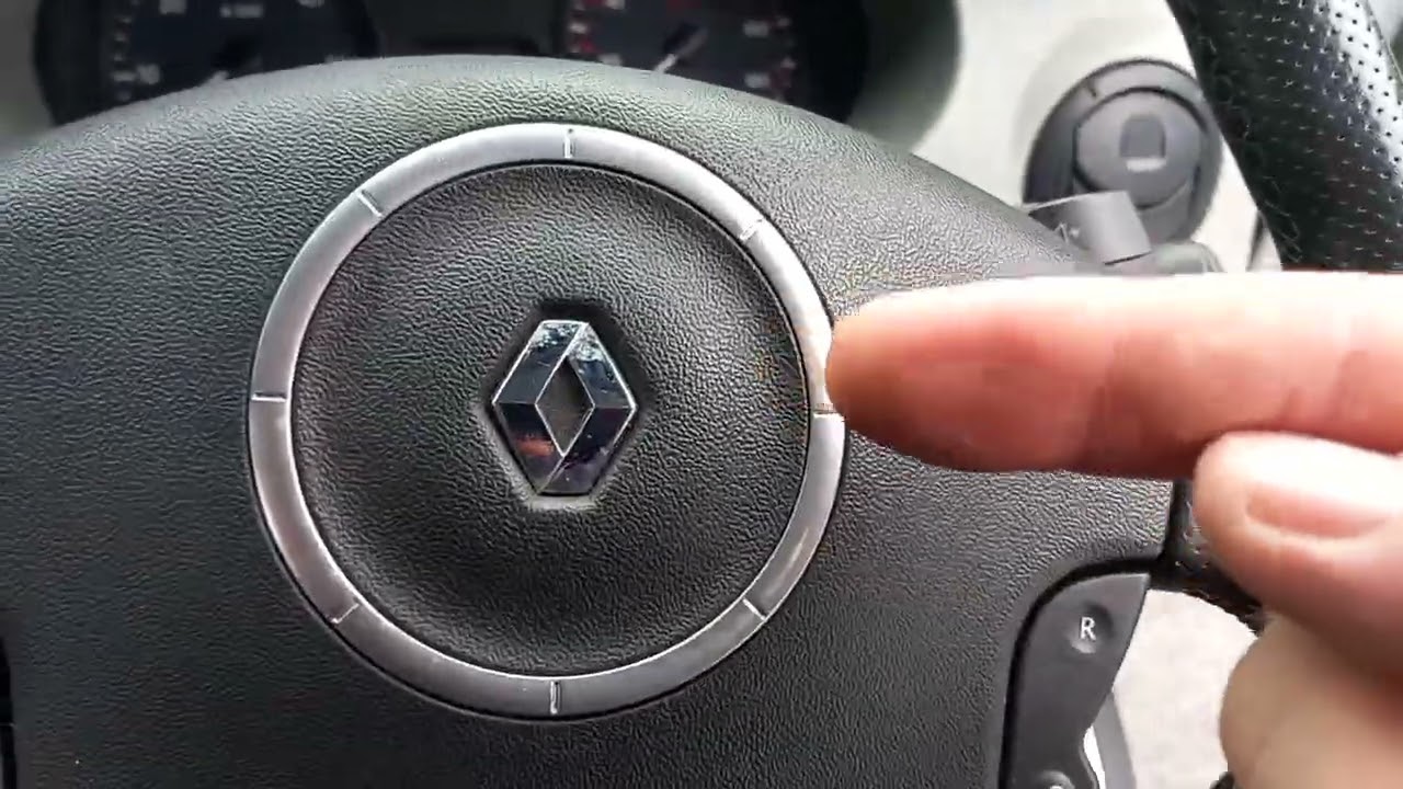 Renault master mk2 steering wheel swap/upgrade to Renault megane one.