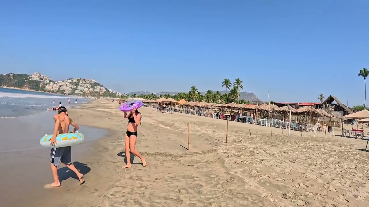 El relleno en la glorieta y después al mar  // Vida Acapulqueña