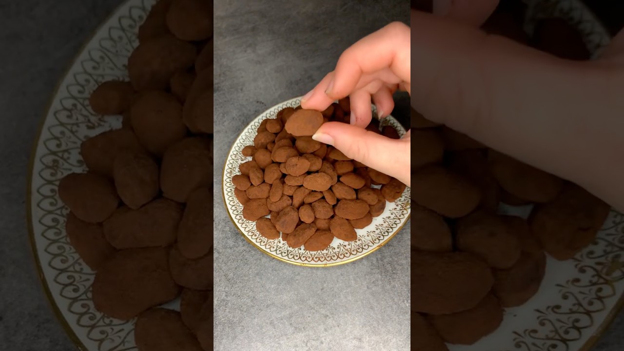 Amandes enrob&eacute;es de chocolat blanc et de chocolat au lait #amande #chocolat #recette #recettefacile