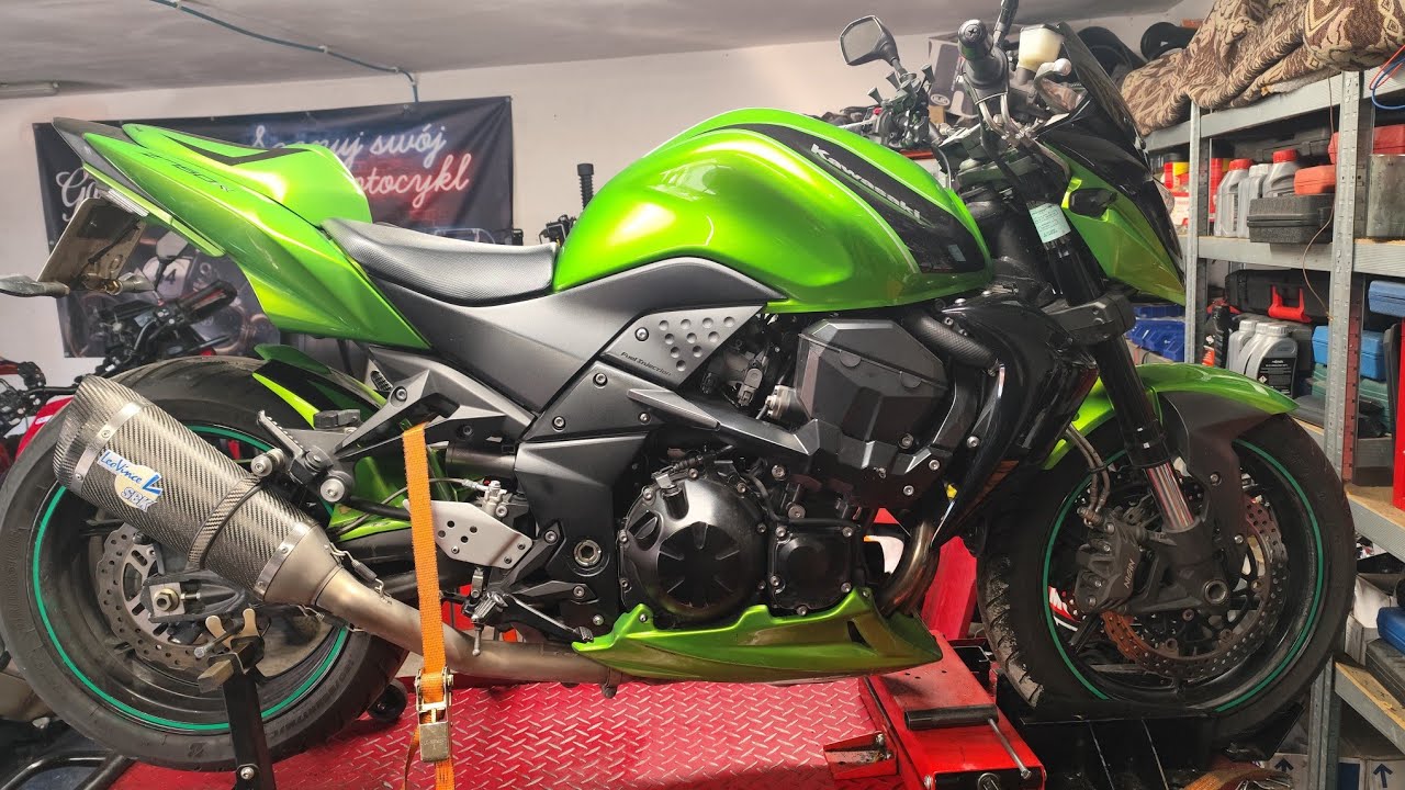 Kawasaki Z750R, przestawiony rozrząd, stalowy oplot, przegląd po sezonie.