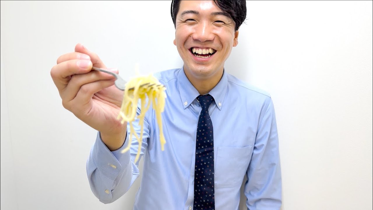 １００人前のペペロンチーノを上司が食べます。