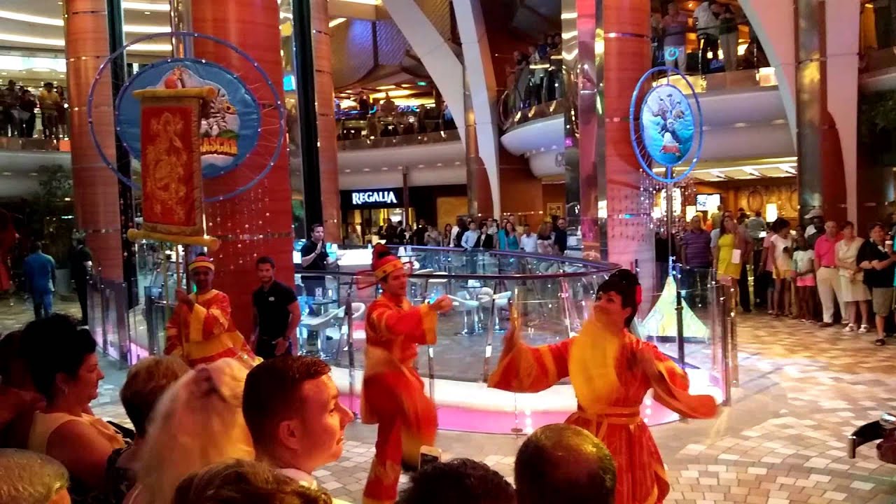 Dreamworks Parade on Allure of the Seas