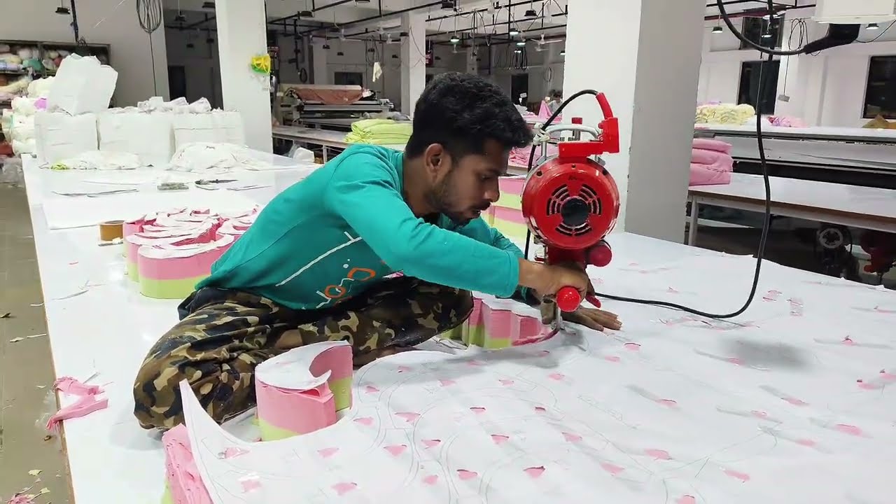 How to baby girls dress cutting process Most Amazing Fabric Cutting  #machine #fashion #subscribe 