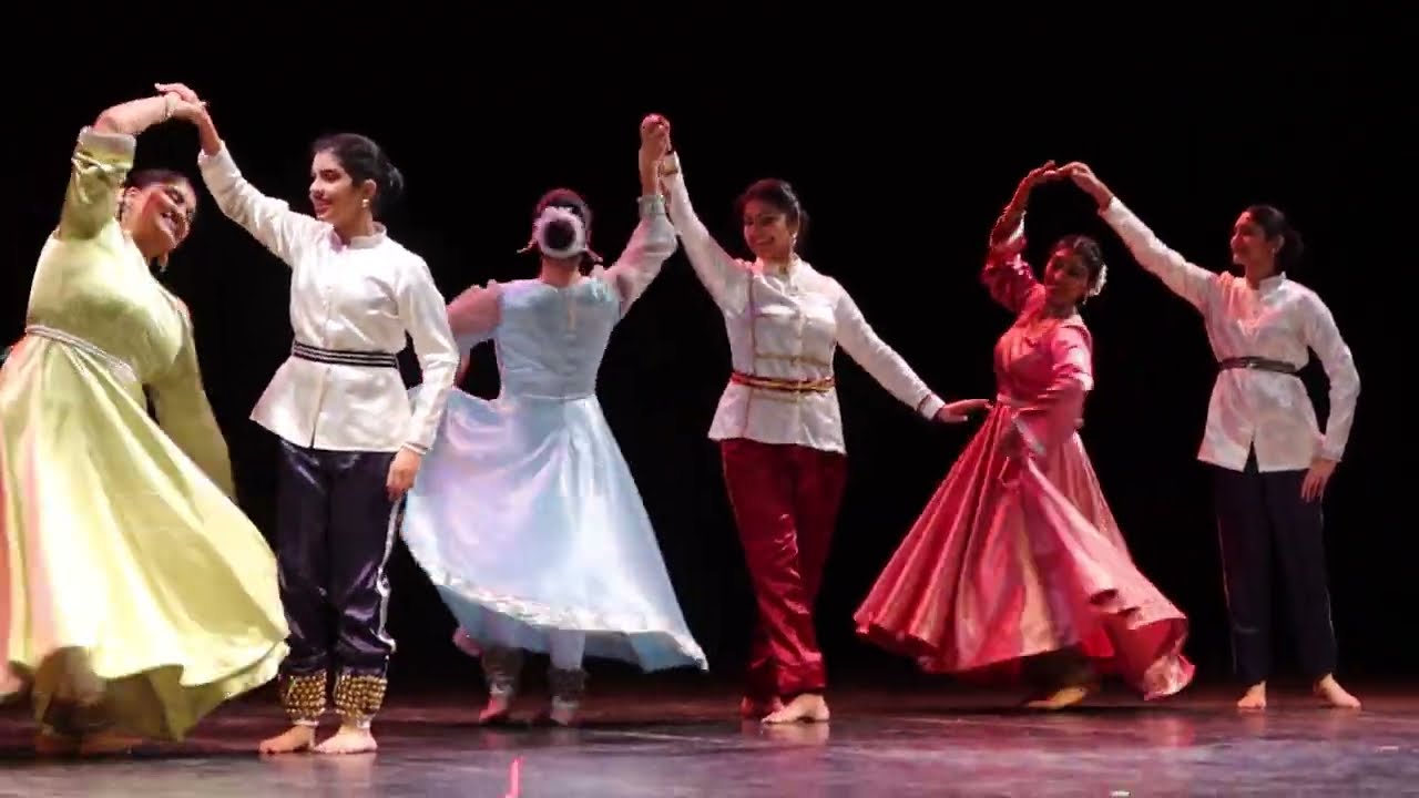 Showcase   Incredible Dances of South Asia  MVI 5996