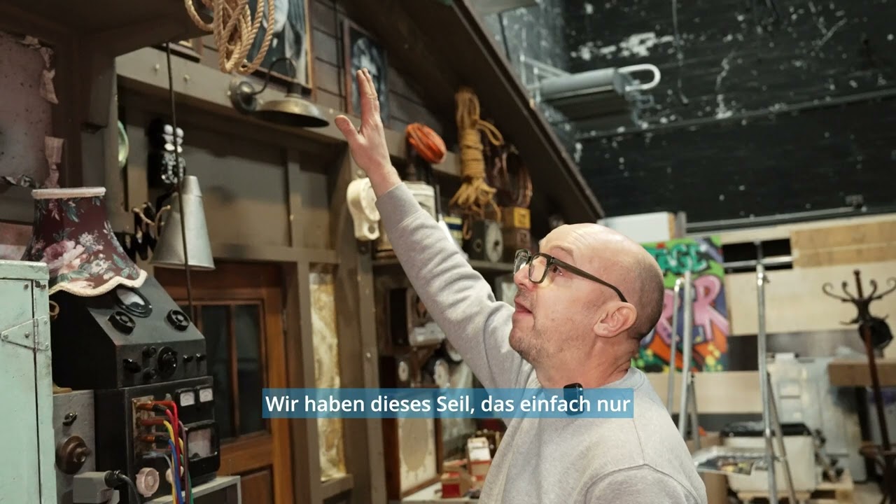 ZUR&Uuml;CK IN DIE ZUKUNFT - Das Musical // Die Requisiten