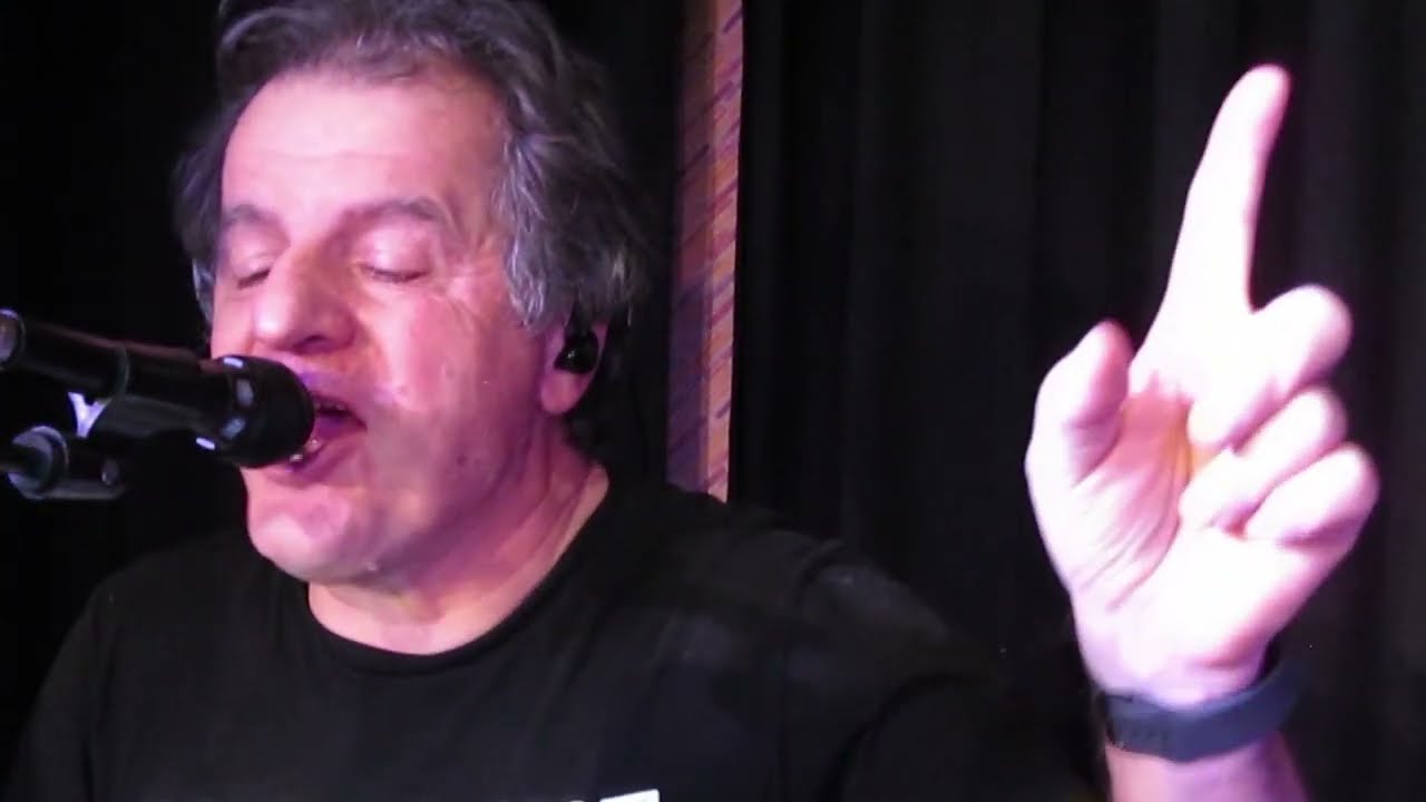 Another Brick In The Wall (Part 2) - Cover des Originals von Pink Floyd