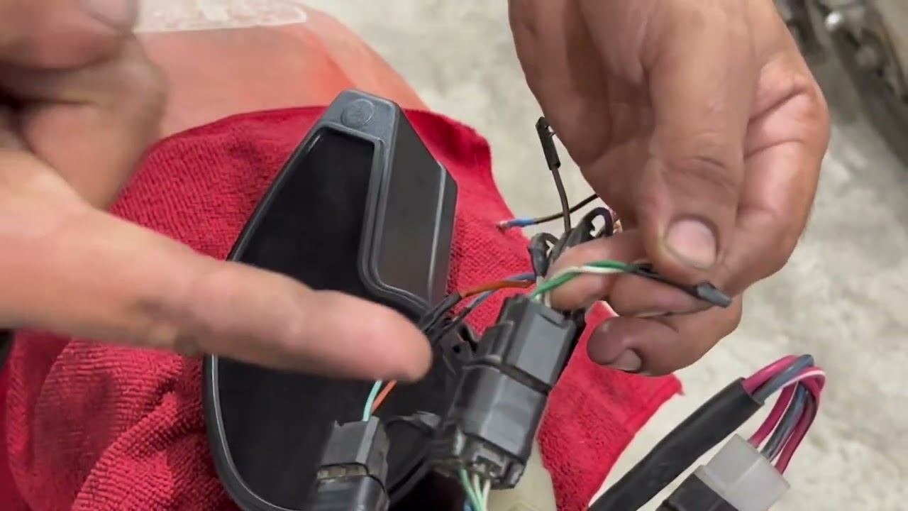 Aprenda na prática a instalar o painel digital da Bros 
