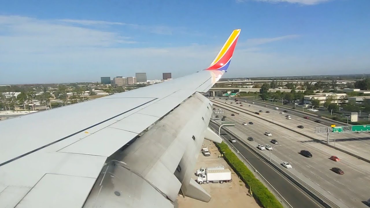 {4K} [FULL FLIGHT] Las Vegas (LAS) - Santa Ana (SNA) — Southwest Airlines — Boeing 737-7H4 - N215WN