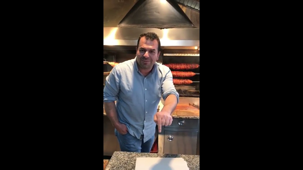 &Uuml;nl&uuml; Şef Rafet İnce ve İzmir Mekan Rehberi Kokore&ccedil;&ccedil;i Asımda