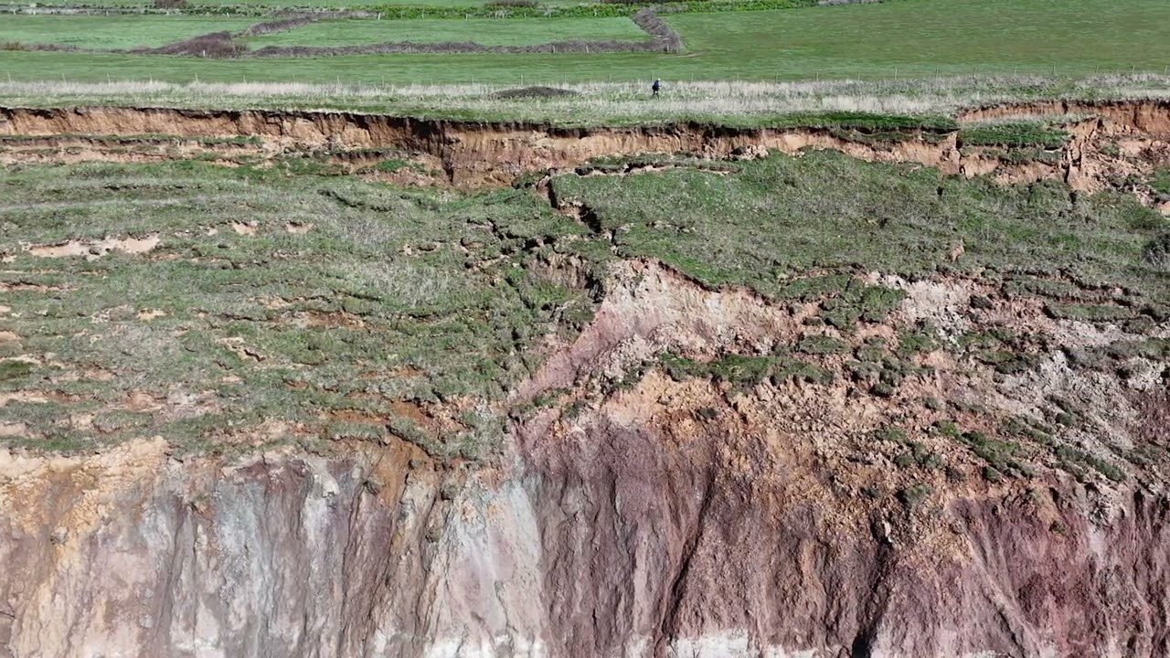 DJI mini 4 flight showing landslips on the Isle of Wight
