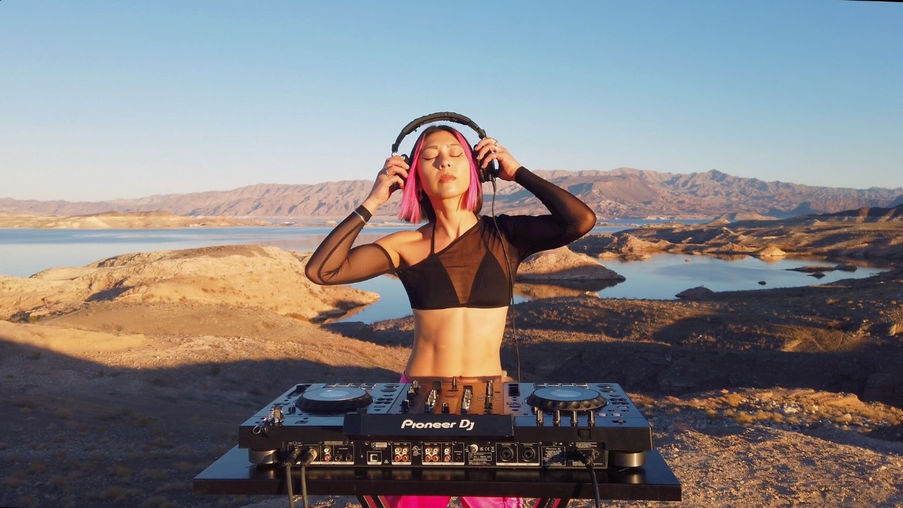 sunset mix to energize your soul | progressive house & melodic techno | TAY X Live @ Lake Mead