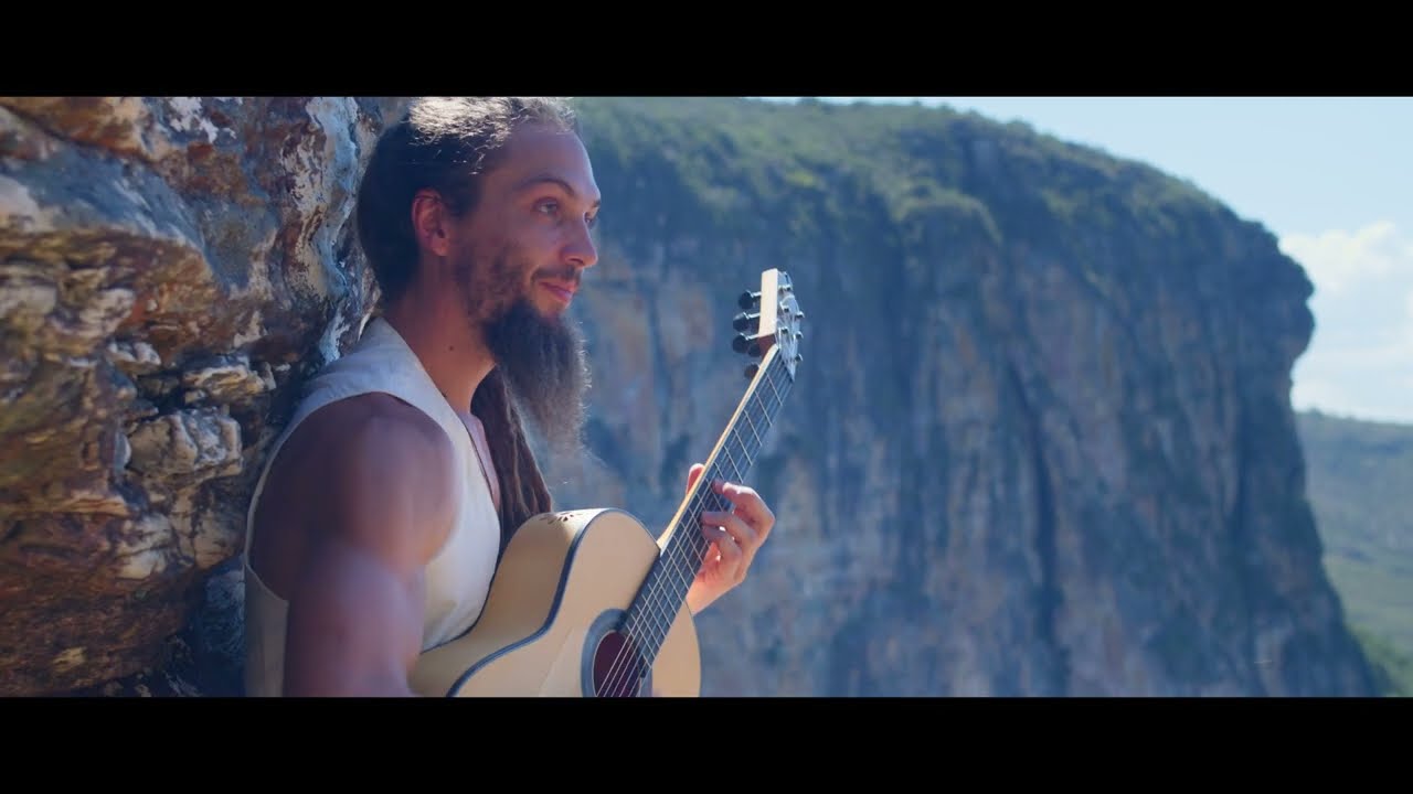 REFUGIO - PABLO VARES